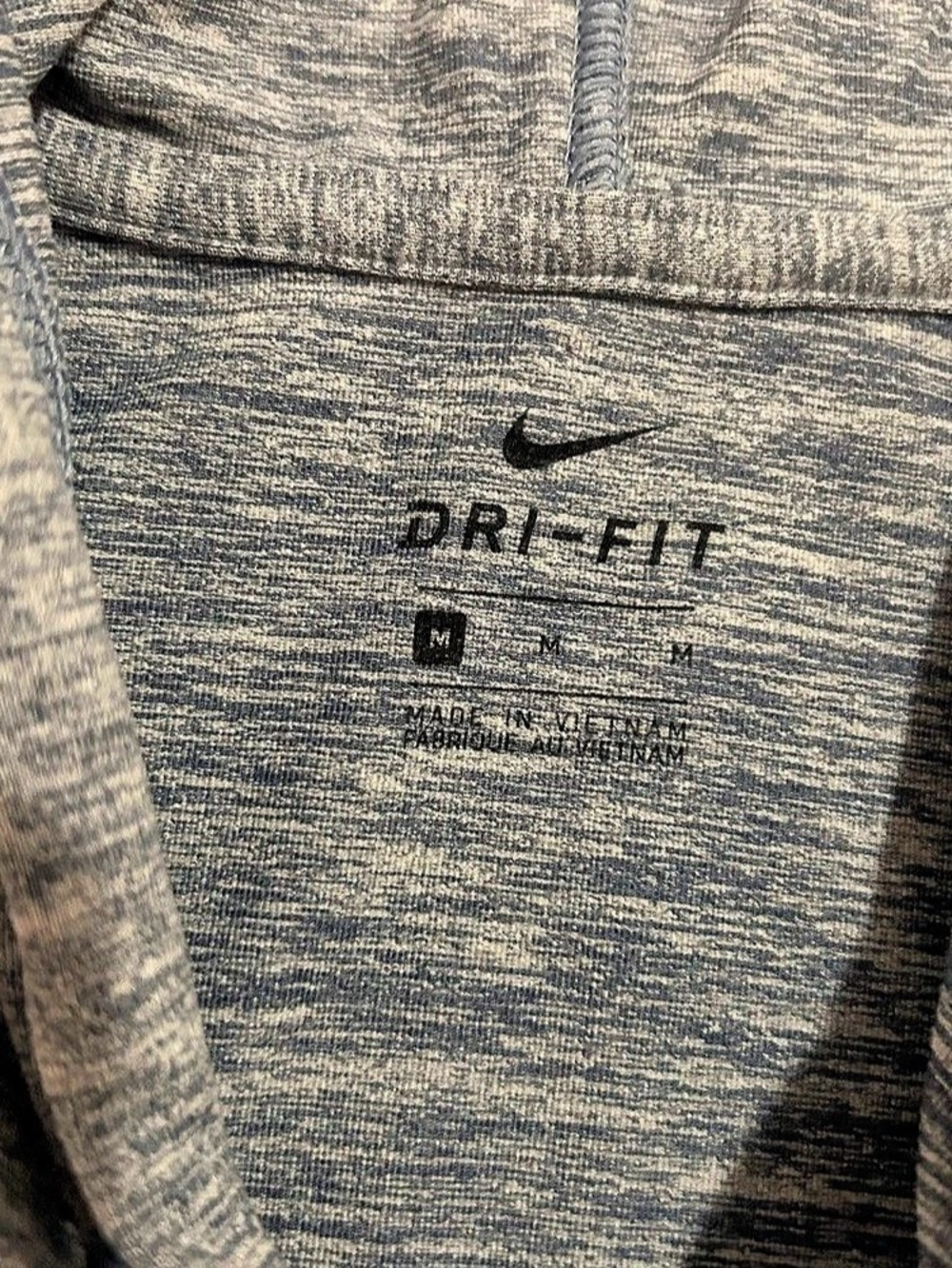 Nike Dri-FIT Gray Long Sleeve Hoodie Size Medium Like New - Picture 4 of 4